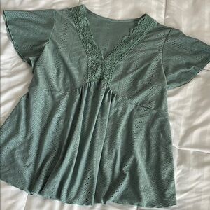 Elegant Green Lace Trim Top